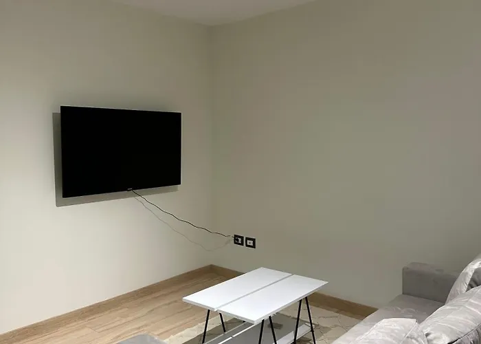 Lejlighed White Apartment, In The Center Of *